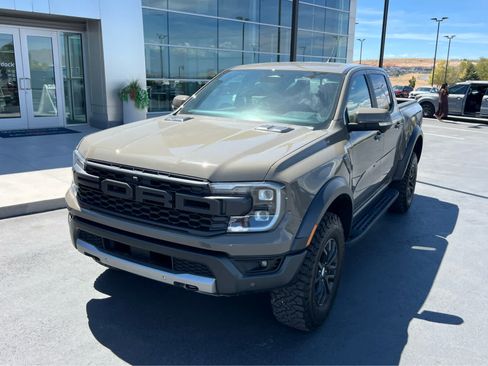 Used 2025 Ford Ranger Raptor AWD/4WD image 2