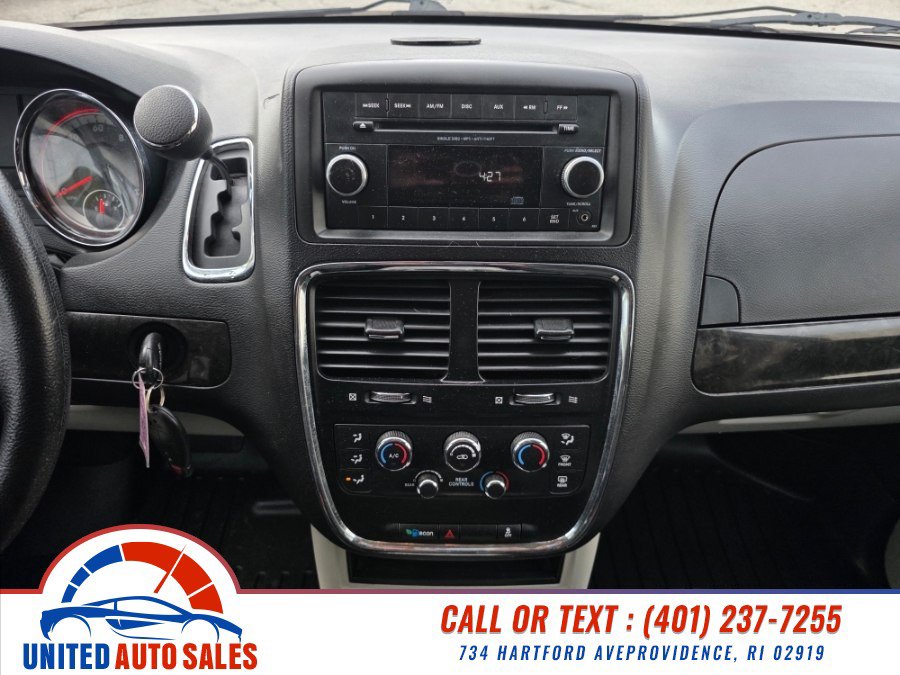 Used 2016 Dodge Grand Caravan SE w/ Quick Order Package 29E SE FWD image 17