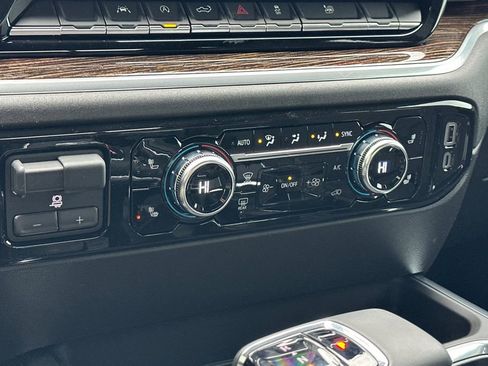 New 2026 GMC Sierra 1500 Elevation w/ Preferred Package image 17