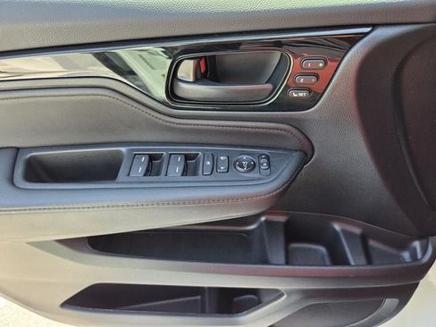 Certified 2025 Honda Odyssey Touring image 39