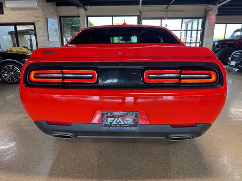 Used 2017 Dodge Challenger SXT Plus RWD image 6
