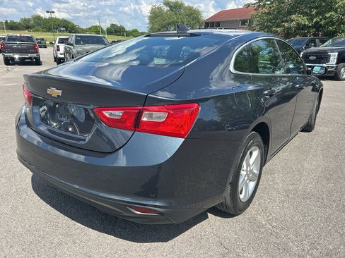 Used 2020 Chevrolet Malibu LS w/ LPO, Convenience Package 1 FWD image 3