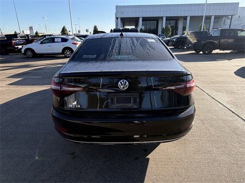 Used 2020 Volkswagen Jetta SE image 6