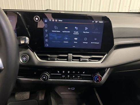 Certified 2025 Chevrolet Equinox LT AWD/4WD image 14