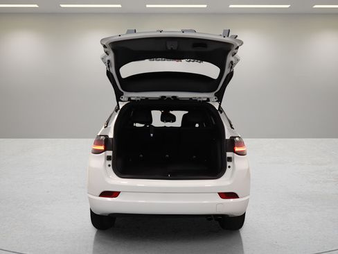 Certified 2022 Jeep Compass High Altitude AWD/4WD image 20