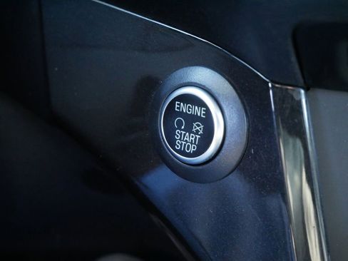 Used 2019 Ford Escape Titanium image 23