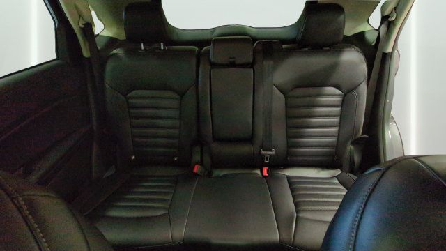 Used 2024 Ford Edge SEL w/ Convenience Package AWD/4WD image 17