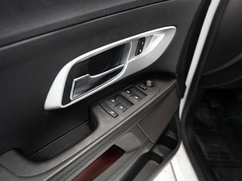 Used 2015 Chevrolet Equinox LS FWD image 7