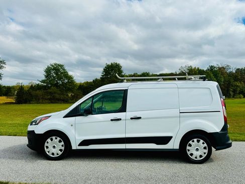 Used 2020 Ford Transit Connect XL FWD image 2