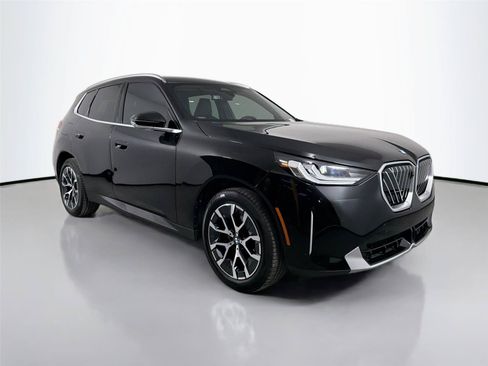 Used 2026 BMW X3 xDrive30i w/ Premium Package AWD/4WD image 4