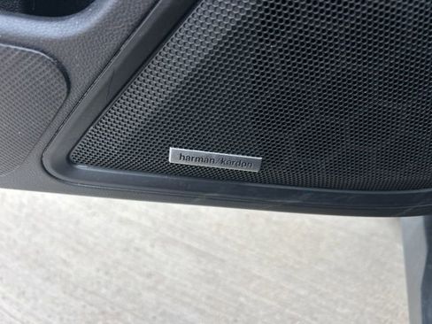 Used 2023 Subaru Outback Touring XT image 16