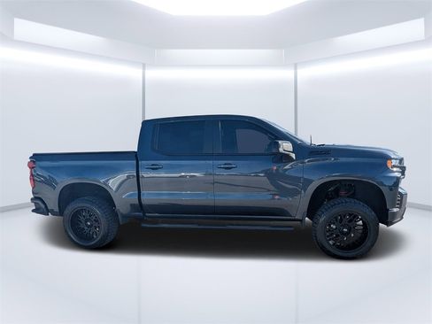 Used 2021 Chevrolet Silverado 1500 RST image 2