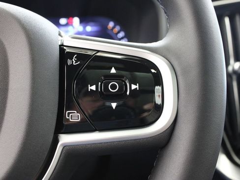 New 2026 Volvo XC90 B6 Plus w/ Protection Package AWD/4WD image 29