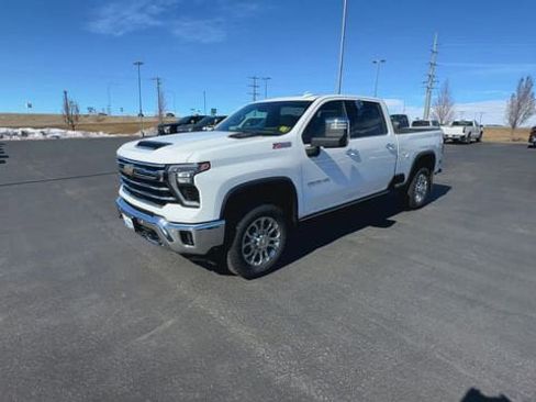 New 2025 Chevrolet Silverado 3500 LTZ w/ LTZ Convenience Package image 4