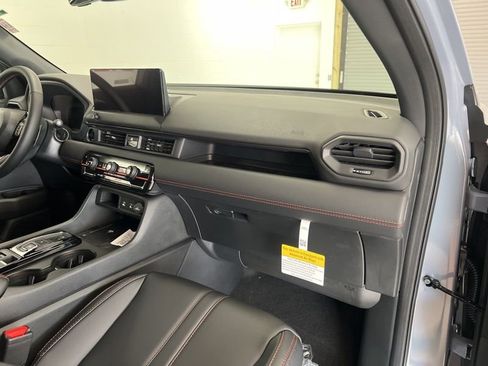 New 2026 Honda Pilot TrailSport image 14