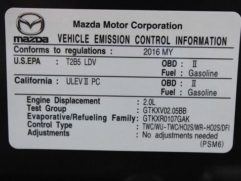 Used 2016 MAZDA MX-5 Miata Club image 40