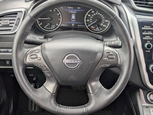 Used 2024 Nissan Murano SV FWD image 11