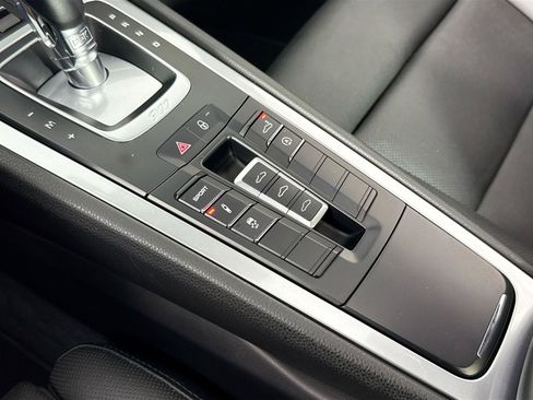Used 2017 Porsche 911 Carrera RWD image 34