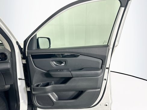 Used 2023 Honda Pilot EX-L image 35