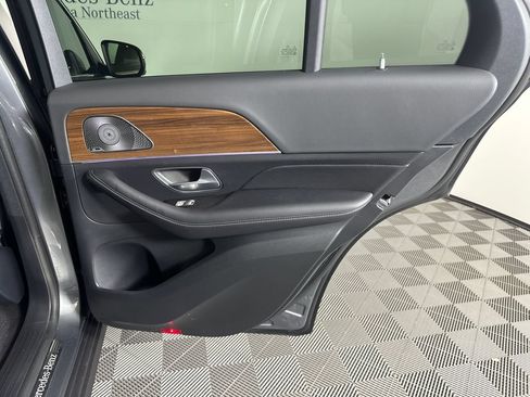Certified 2026 Mercedes-Benz GLE 350 4MATIC image 17