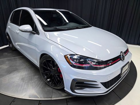 Used 2018 Volkswagen GTI SE w/ SE Leather Package FWD image 44