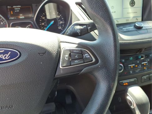 Used 2019 Ford Escape SE AWD/4WD image 16