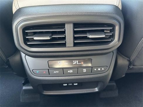 New 2025 Honda Pilot Touring image 17