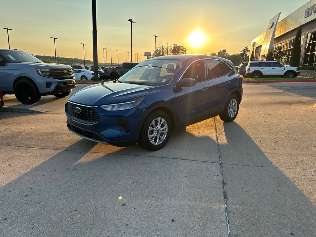 Used 2023 Ford Escape Active FWD image 7
