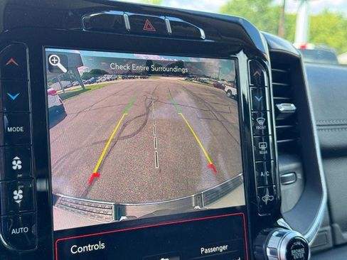 Used 2019 RAM 1500 Laramie image 21