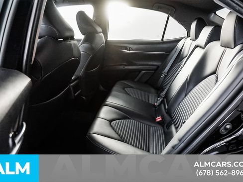 Used 2023 Toyota Camry SE FWD image 13