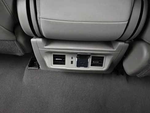 Used 2024 GMC Sierra 1500 SLT RWD image 27