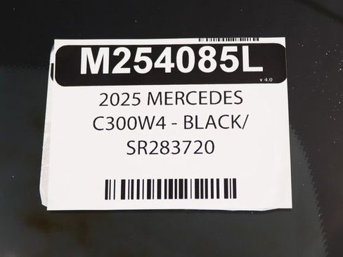 Used 2025 Mercedes-Benz C 300 C 300 image 32