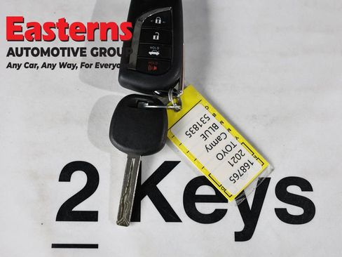 Used 2021 Toyota Camry SE FWD image 25