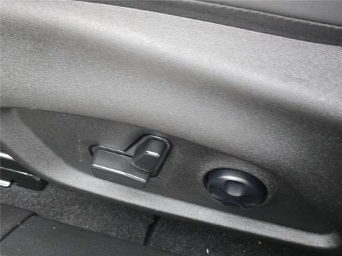 Used 2024 Alfa Romeo Tonale Ti w/ Premium Interior Package image 27