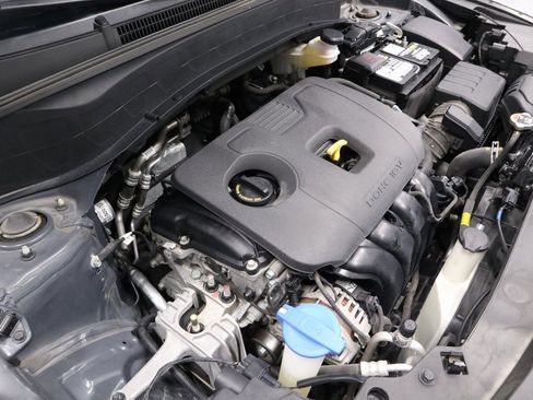 Used 2021 Kia Seltos EX image 16