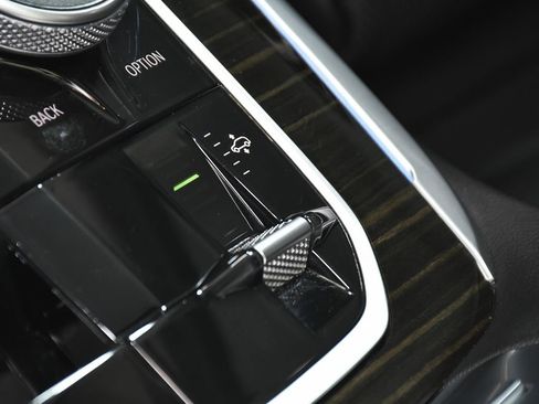 Used 2024 BMW X7 xDrive40i image 50