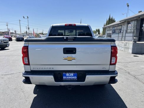 Used 2017 Chevrolet Silverado 1500 LTZ Z71 w/ LTZ Plus Package AWD/4WD image 5