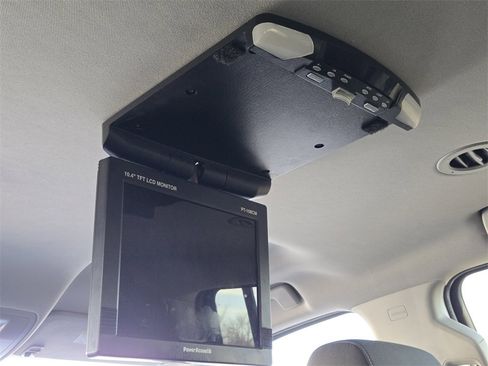 Used 2016 Chevrolet Suburban LS w/ Enhanced Driver Alert Package image 25