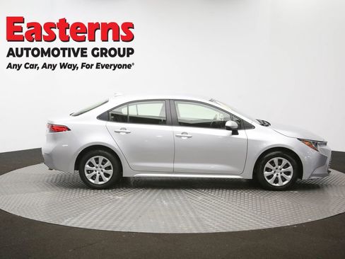 Used 2023 Toyota Corolla LE FWD image 41