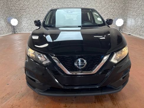 Used 2020 Nissan Rogue Sport S w/ Appearance Package FWD image 2