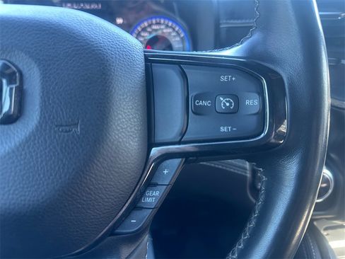 Used 2022 RAM 1500 Limited image 32