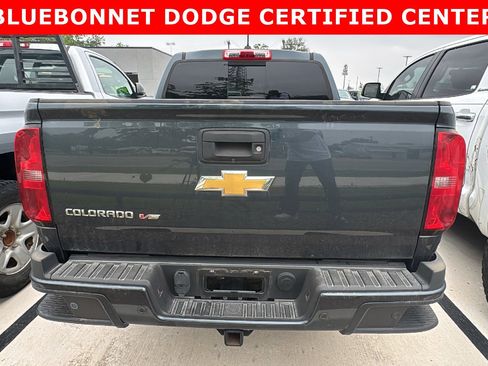 Used 2019 Chevrolet Colorado Z71 AWD/4WD image 5