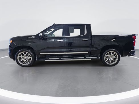Used 2023 Chevrolet Silverado 1500 High Country w/ High Country Premium Package image 7