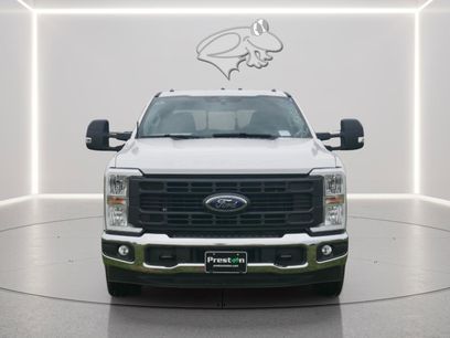 New 2025 Ford F250 XL w/ XL Chrome Package