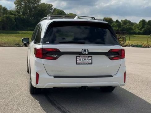 Used 2026 Honda Odyssey EX-L image 7