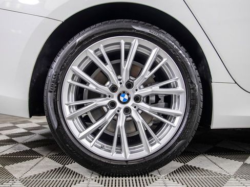 Used 2023 BMW 330i Sedan w/ Premium Package RWD image 43