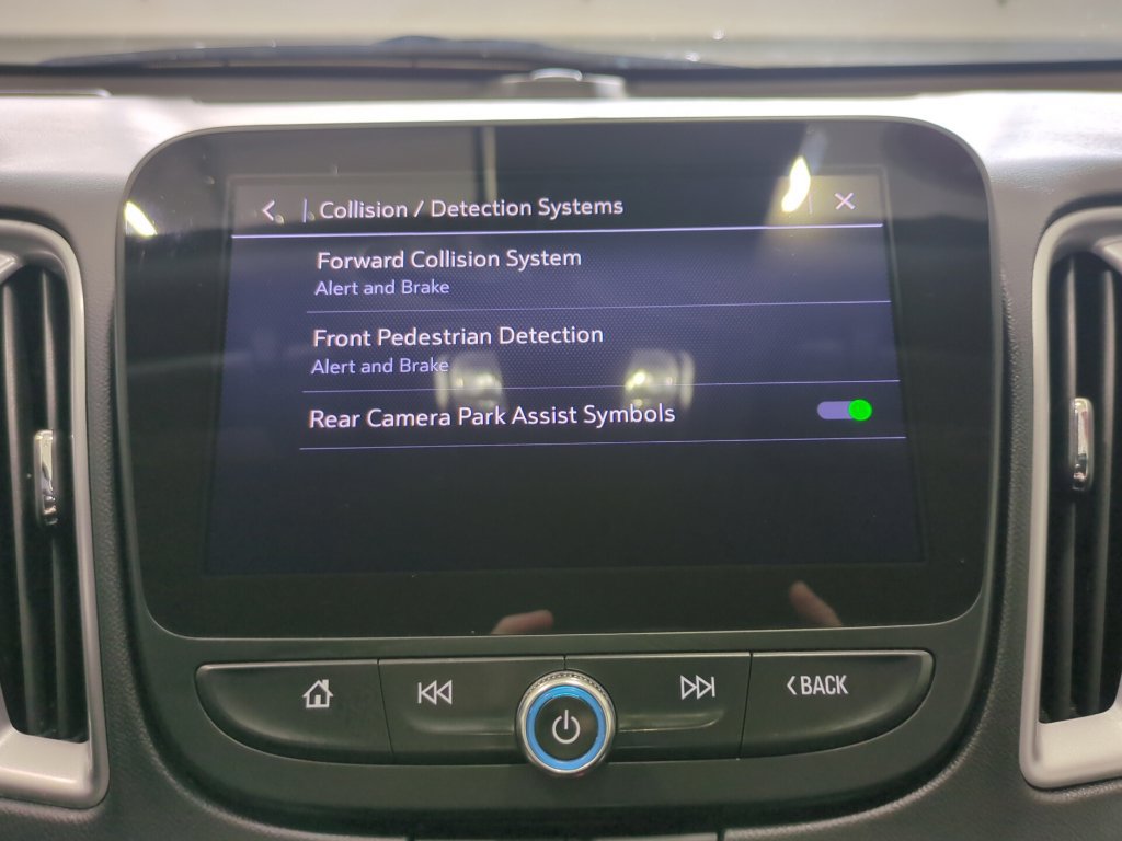 Used 2025 Chevrolet Malibu LT FWD image 29