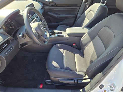 New 2025 Nissan Altima 2.5 S image 17