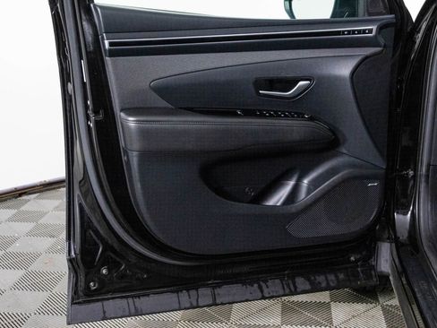 Used 2023 Hyundai Tucson Limited image 32