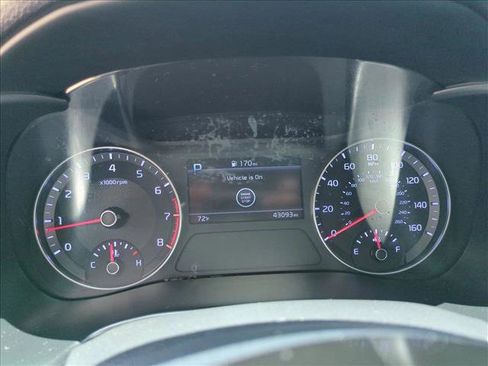 Used 2022 Kia Forte GT-Line w/ GT-Line Technology Package FWD image 11